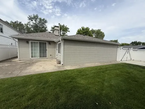 10801 Oak Avenue Chicago Ridge IL 60415
