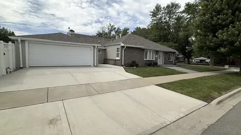 10801 Oak Avenue Chicago Ridge IL 60415
