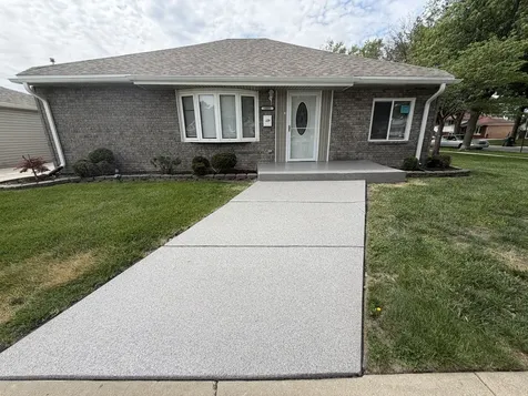 10801 Oak Avenue Chicago Ridge IL 60415