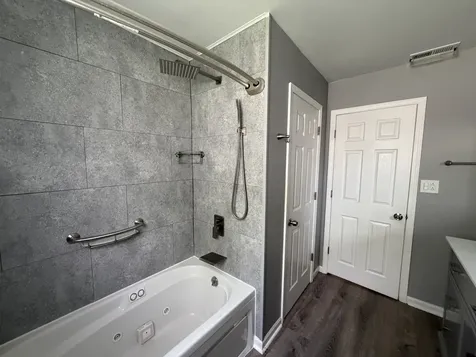 10801 Oak Avenue Chicago Ridge IL 60415