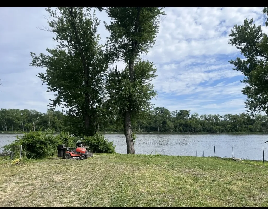 10314 Silver Creek Road Rockford IL 61102