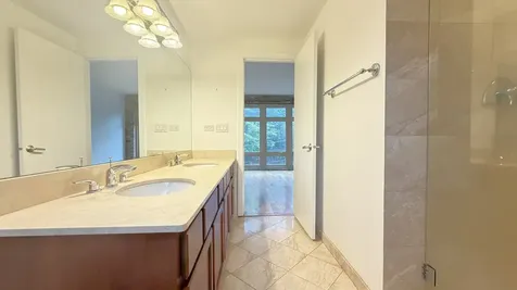 1446 South Michigan Avenue Chicago IL 60605
