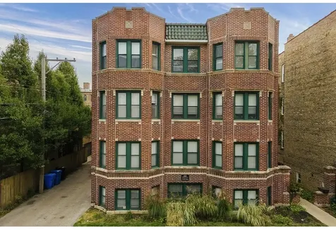 3839 North Greenview Avenue Chicago IL 60613
