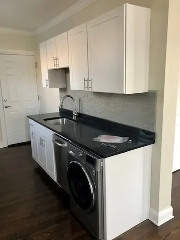 3839 North Greenview Avenue Chicago IL 60613