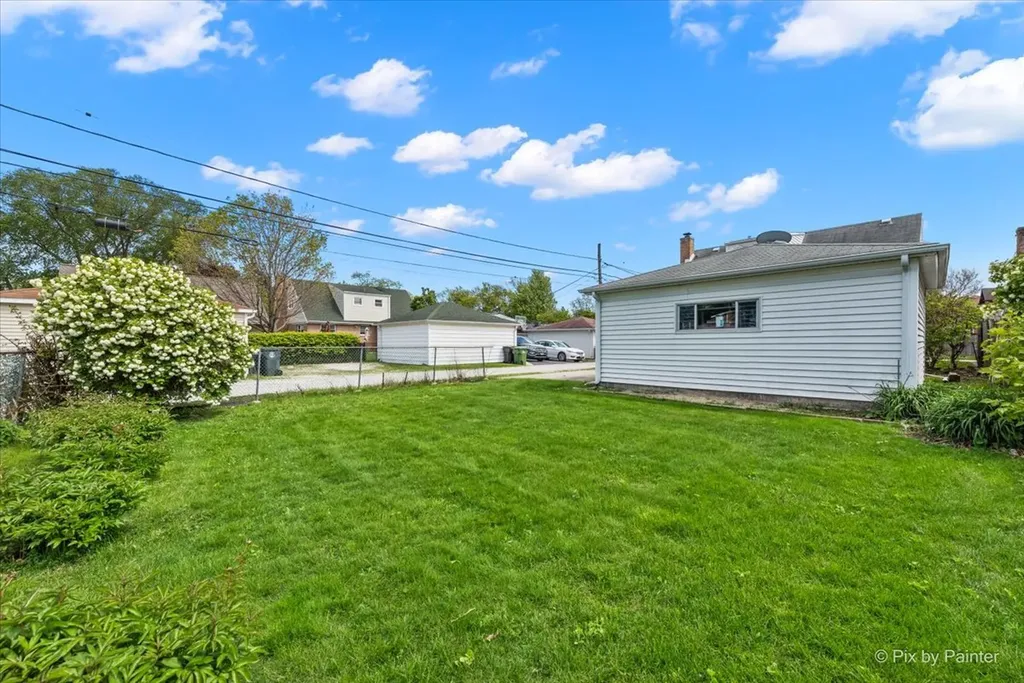 5216 Lee Street Skokie IL 60077