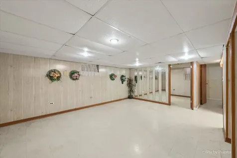 5216 Lee Street Skokie IL 60077