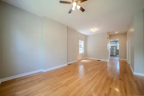 7552 South Union Avenue Chicago IL 60620