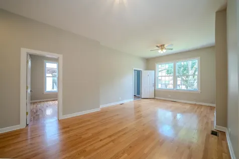 7552 South Union Avenue Chicago IL 60620