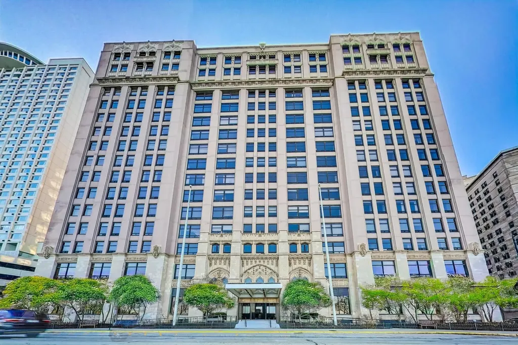 680 North Lake Shore Drive Chicago IL 60611