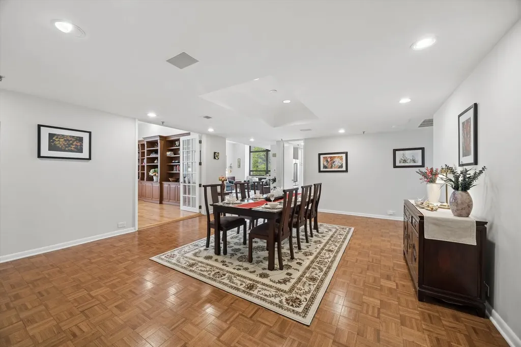 680 North Lake Shore Drive Chicago IL 60611