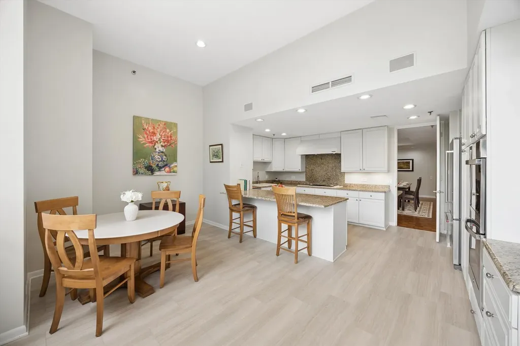 680 North Lake Shore Drive Chicago IL 60611
