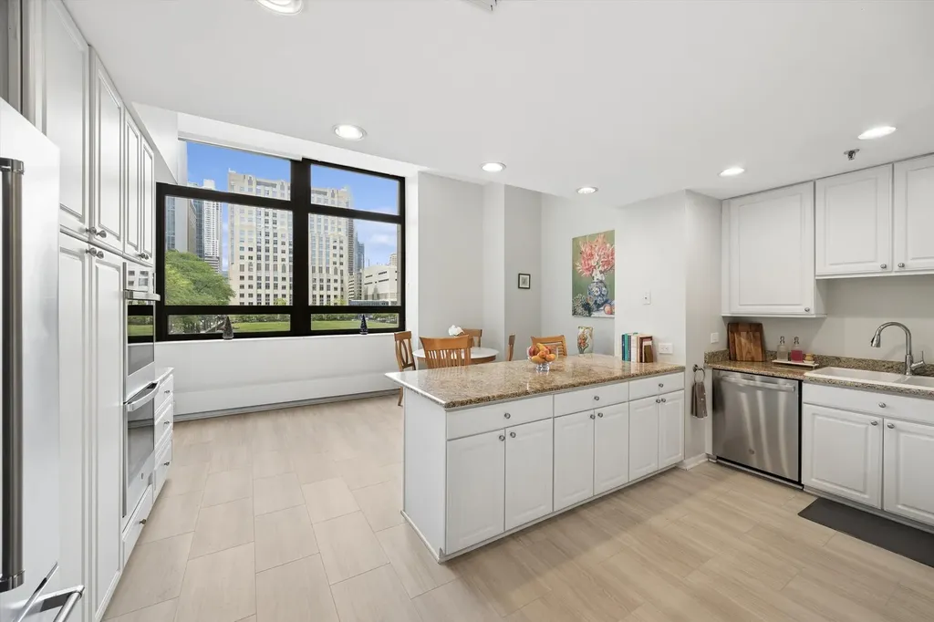 680 North Lake Shore Drive Chicago IL 60611