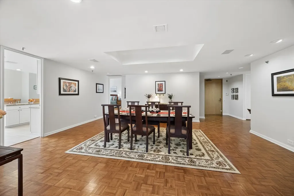 680 North Lake Shore Drive Chicago IL 60611