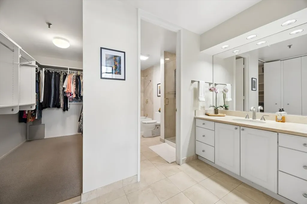 680 North Lake Shore Drive Chicago IL 60611