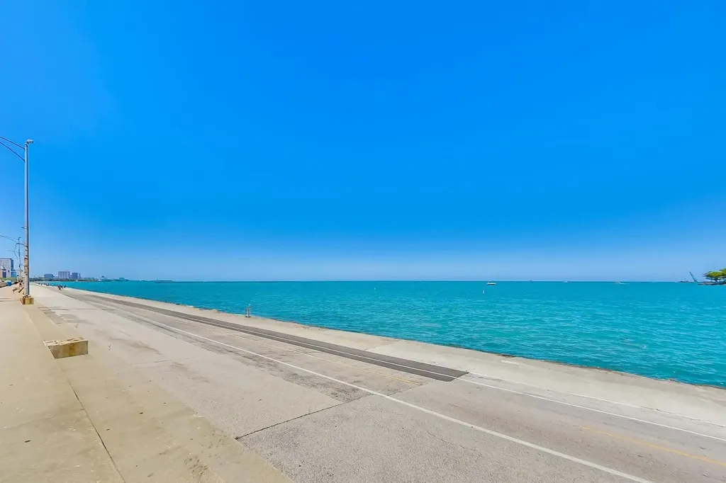 680 North Lake Shore Drive Chicago IL 60611