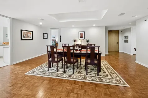 680 North Lake Shore Drive Chicago IL 60611