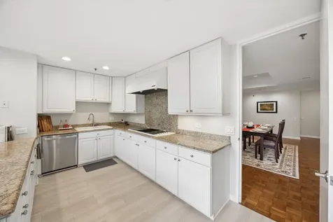 680 North Lake Shore Drive Chicago IL 60611