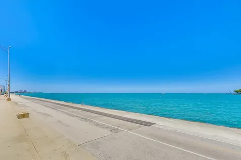 680 North Lake Shore Drive Chicago IL 60611