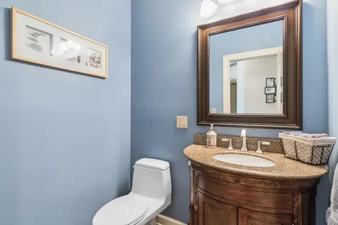 822 East Prairie Avenue Des Plaines IL 60016