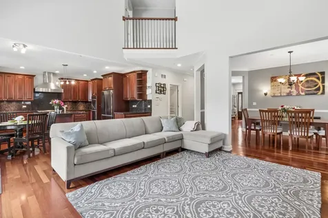 822 East Prairie Avenue Des Plaines IL 60016
