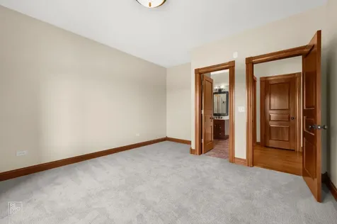 11N720 Muirhead Road Elgin IL 60124