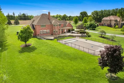11N720 Muirhead Road Elgin IL 60124