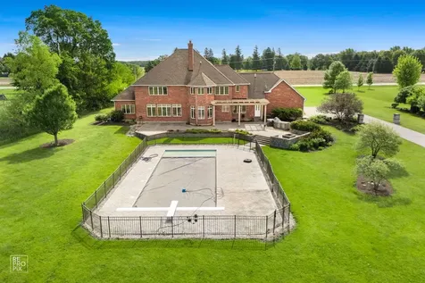 11N720 Muirhead Road Elgin IL 60124