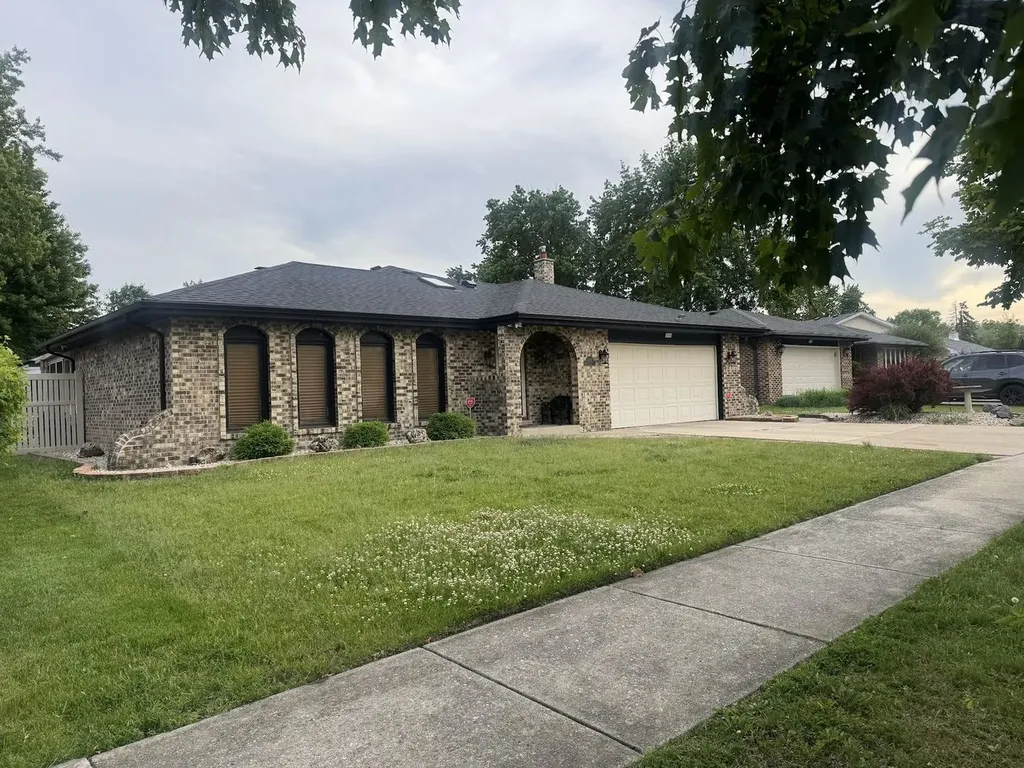 7737 Cashew Drive Orland Park IL 60462