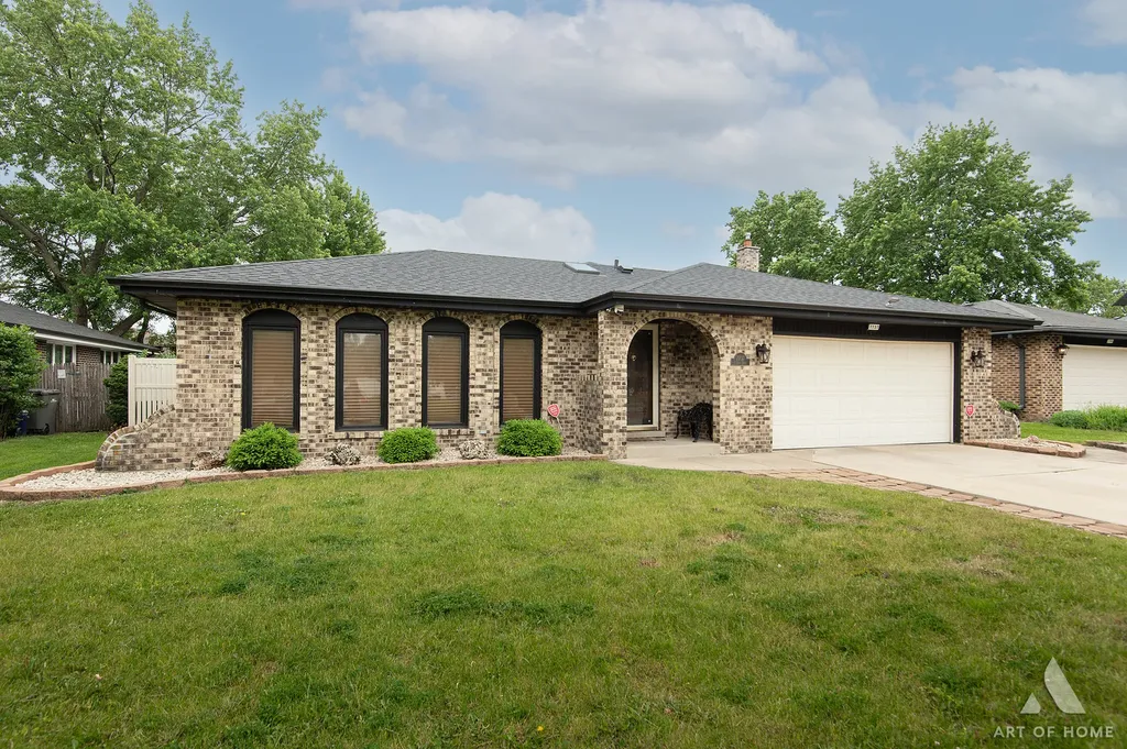 7737 Cashew Drive Orland Park IL 60462