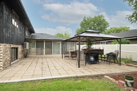7737 Cashew Drive Orland Park IL 60462