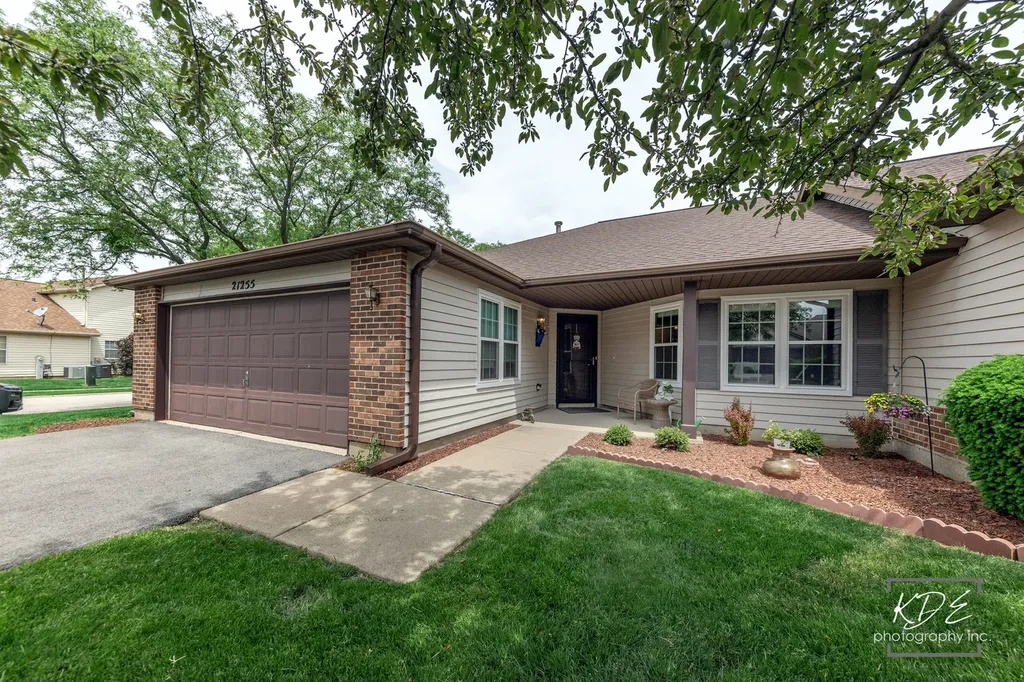21255 Silktree Circle Plainfield IL 60544