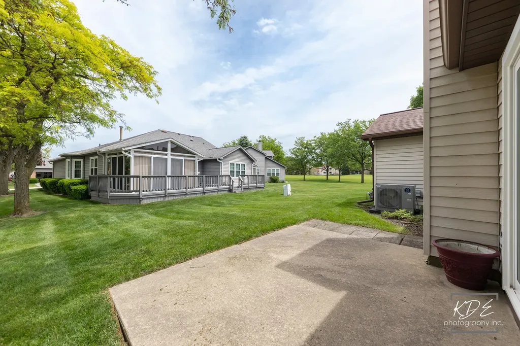 21255 Silktree Circle Plainfield IL 60544