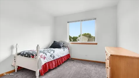 418 Terrace Lane Oswego IL 60543