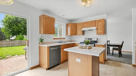 418 Terrace Lane Oswego IL 60543