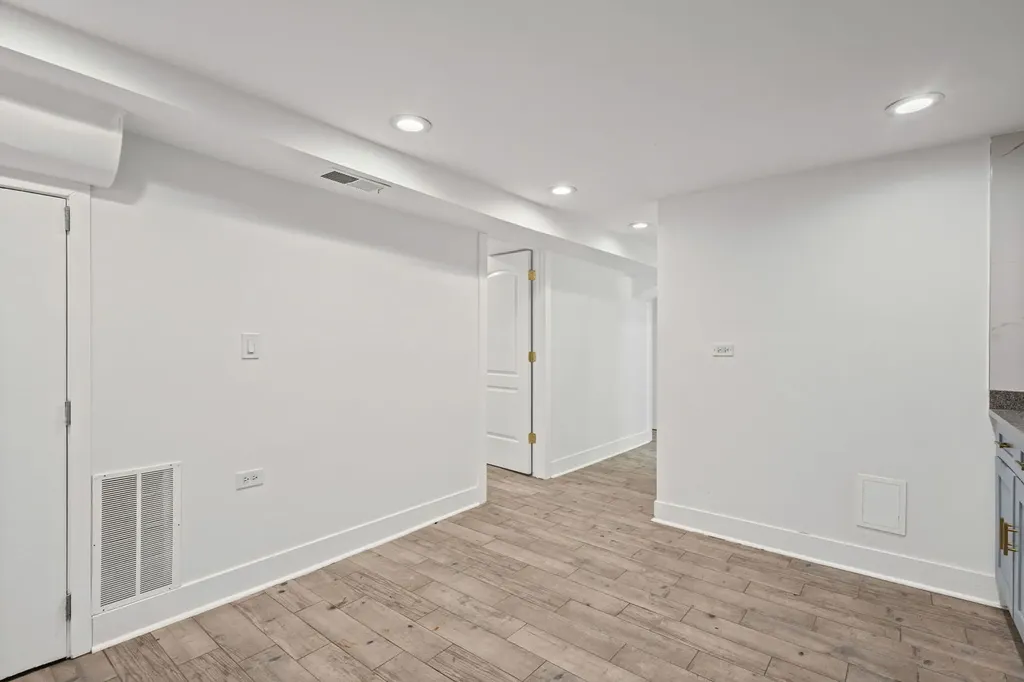 2833 West Polk Street Chicago IL 60612