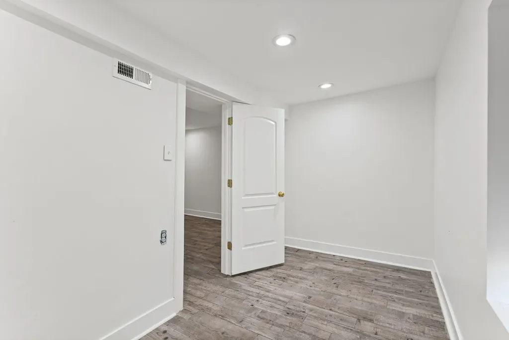 2833 West Polk Street Chicago IL 60612