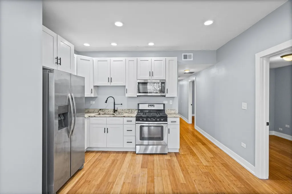 2833 West Polk Street Chicago IL 60612
