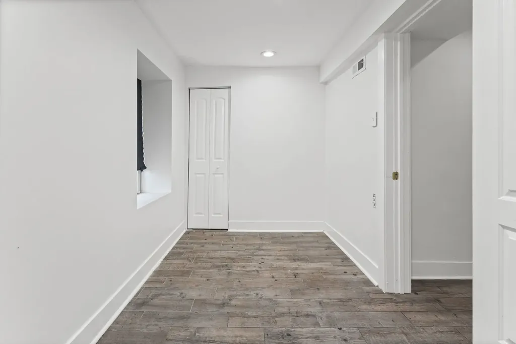 2833 West Polk Street Chicago IL 60612
