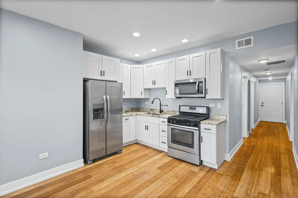 2833 West Polk Street Chicago IL 60612