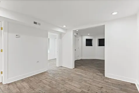 2833 West Polk Street Chicago IL 60612