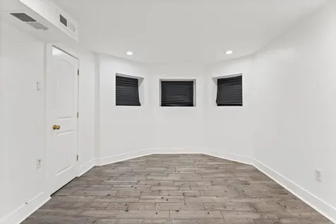 2833 West Polk Street Chicago IL 60612