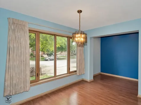 10208 South Saint Louis Avenue Evergreen Park IL 60805