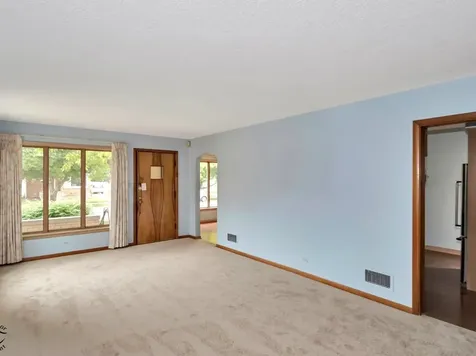 10208 South Saint Louis Avenue Evergreen Park IL 60805