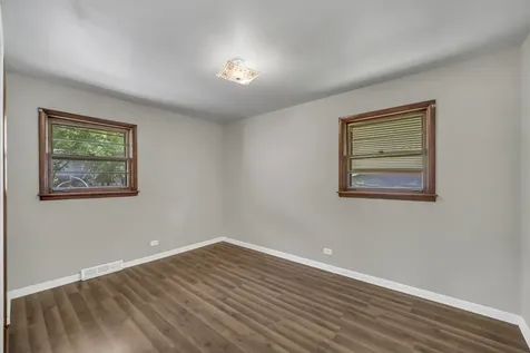 1219 Woodridge Street Round Lake Beach IL 60073