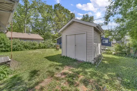 1219 Woodridge Street Round Lake Beach IL 60073