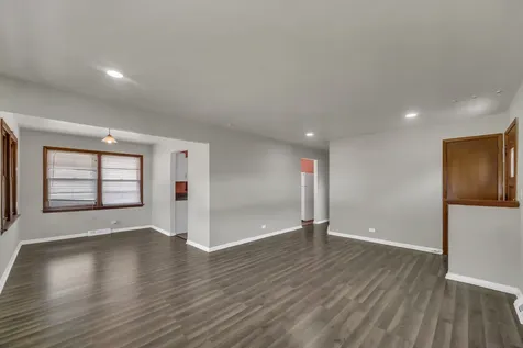 1219 Woodridge Street Round Lake Beach IL 60073