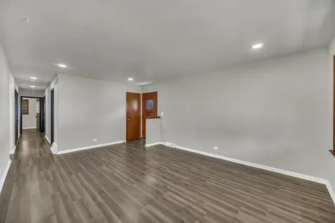 1219 Woodridge Street Round Lake Beach IL 60073
