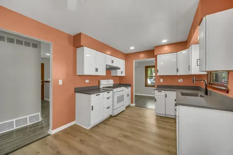 1219 Woodridge Street Round Lake Beach IL 60073