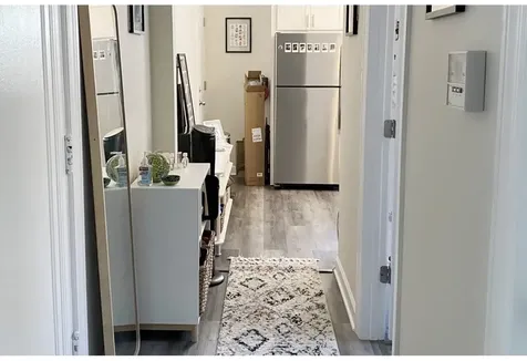 646 West Roscoe Avenue Chicago IL 60657