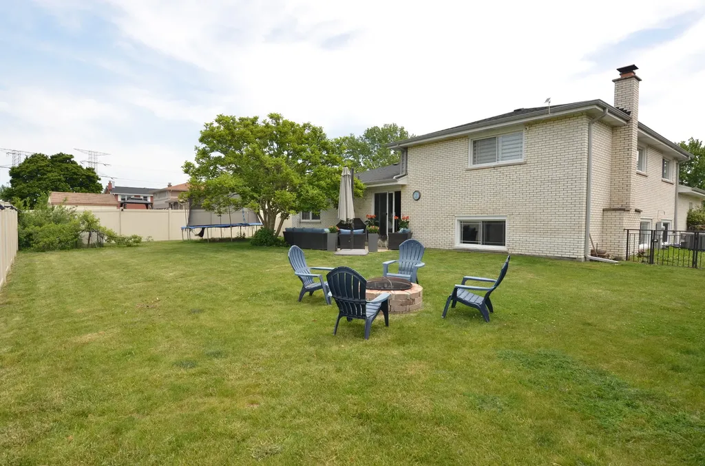 15538 South 82nd Avenue Orland Park IL 60462
